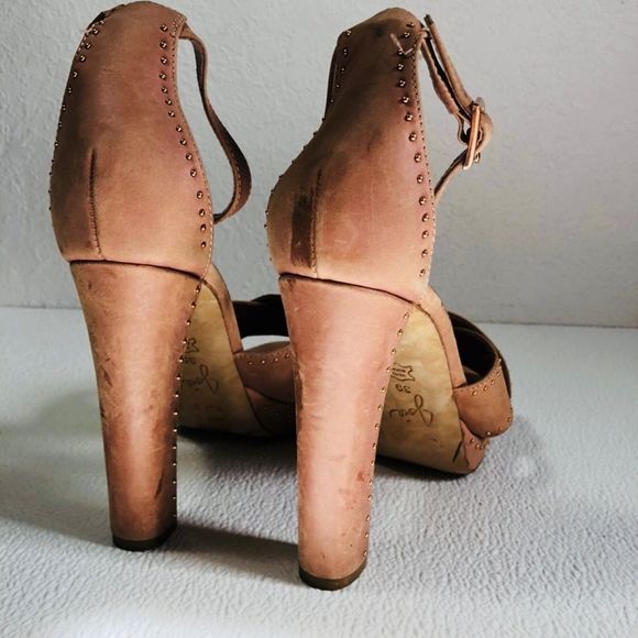 Joie tan platform heels - Picture 5 of 8